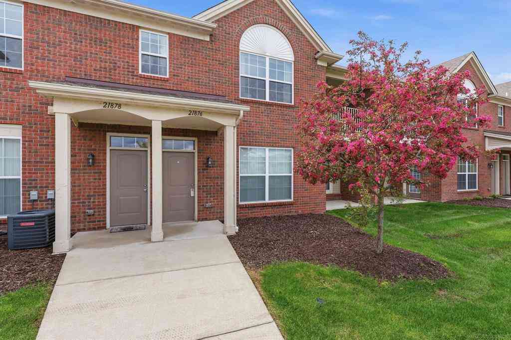 Condo For Sale - 21876 Aberdeen Drive <br/> Macomb, MI 48402