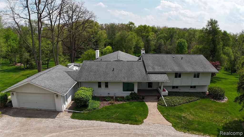 Homes For Sale - 1700 Washington Road <br/> Rochester, MI 48306