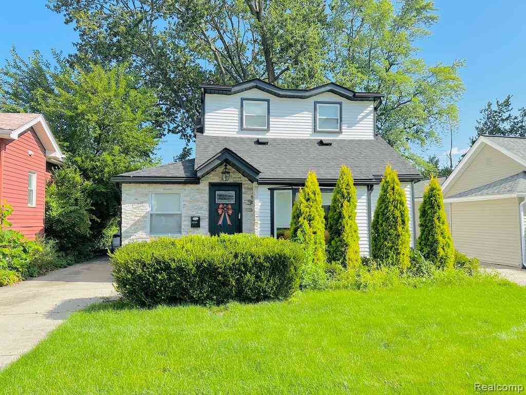 Homes For Rent - 16244 Kirkshire Avenue <br/> Beverly Hills, MI 48025