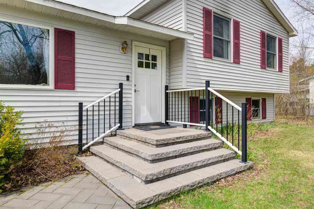 Homes For Sale - 2575 Reily Court <br/> Traverse City, MI 49685
