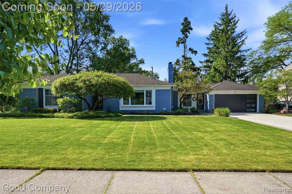 Homes For Sale - 18187 Birwood Avenue <br/> Oakland County, Beverly Hills, MI 48025