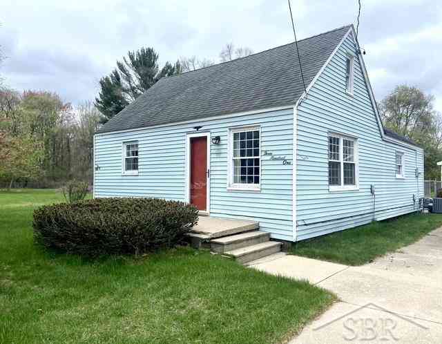 Homes For Sale - 301 Waldo Avenue <br/> Midland, MI 48642