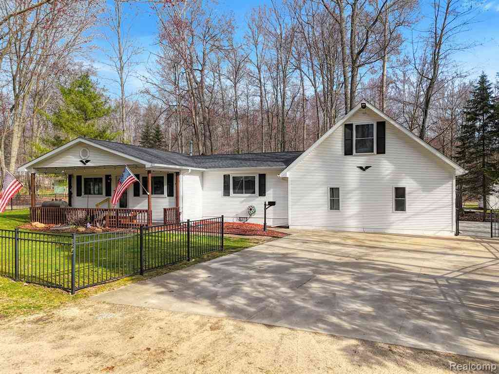Homes For Sale - 144 Canton Street <br/> Roscommon, MI 48653