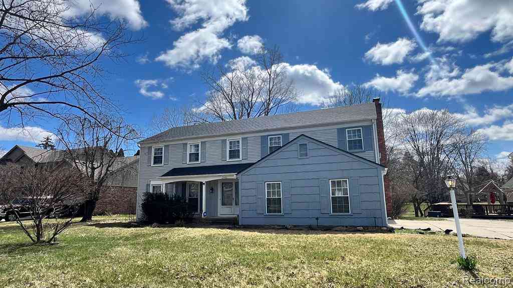 Homes For Rent - 23496 Derby Lane <br/> Farmington Hills, MI 48336