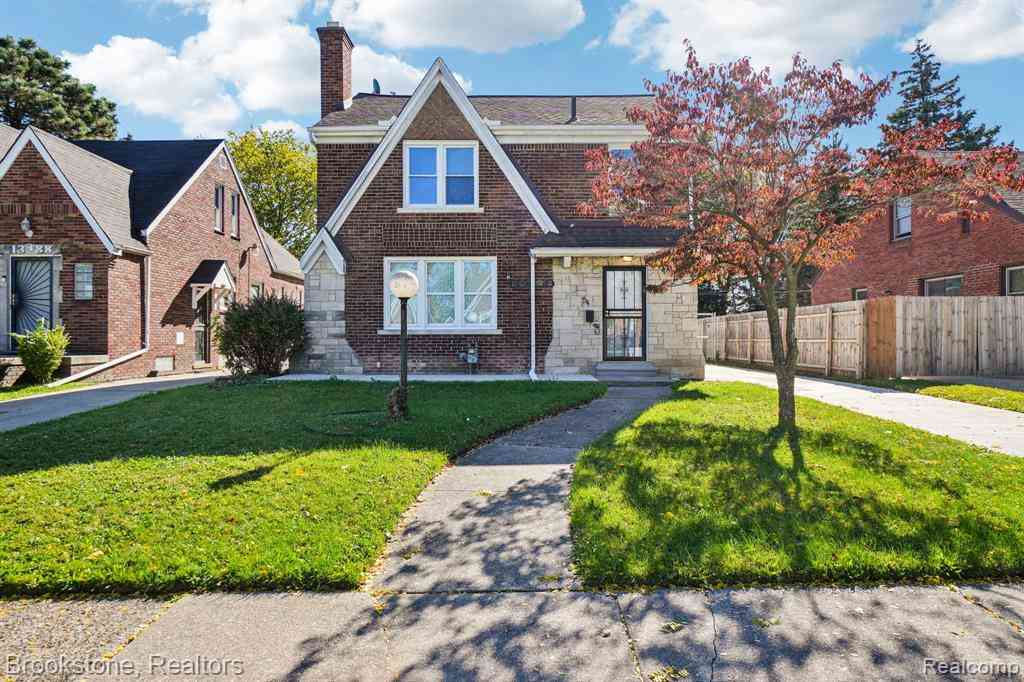 Homes For Sale - 13380 Kilbourne Street <br/> Detroit, MI 48213