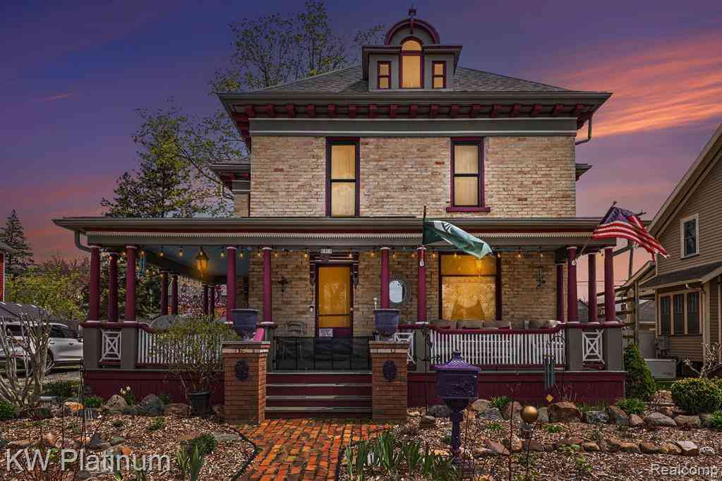Homes For Sale - 216 S Main Street <br/> Saint Clair County, Yale, MI 48097