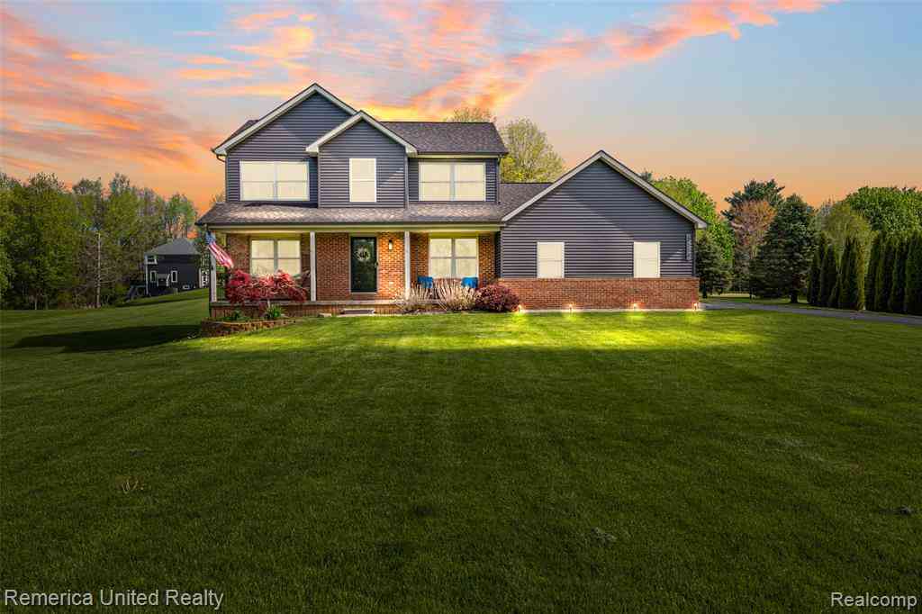 Homes For Sale - 2558 Clivedon Road <br/> Howell, MI 48843