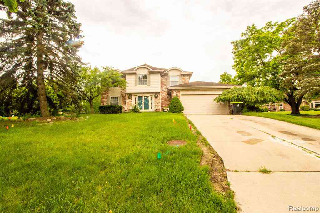 Homes For Rent - 23847 Greening Drive <br/> Novi, MI 48375