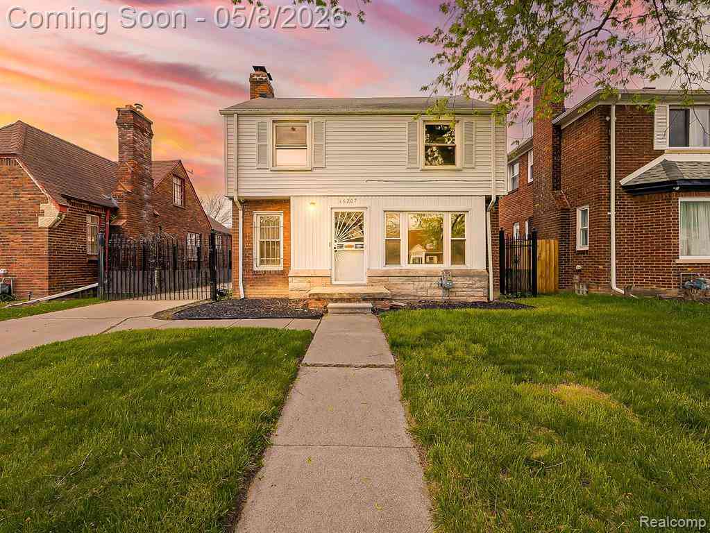 Homes For Sale - 16207 Harlow Street <br/> Detroit, MI 48235