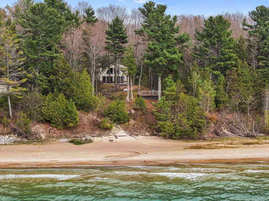Homes For Sale - 4215 Michigan Trail <br/> Kewadin, MI 49648
