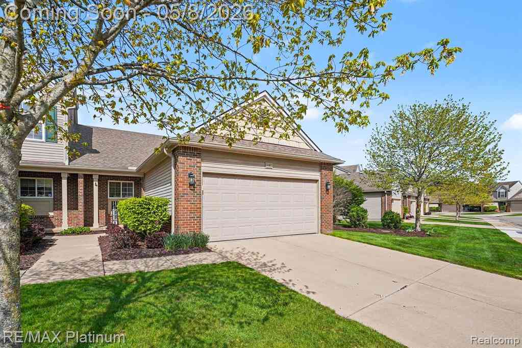 Condo For Sale - 197 Newberry Lane <br/> Howell, MI 48843