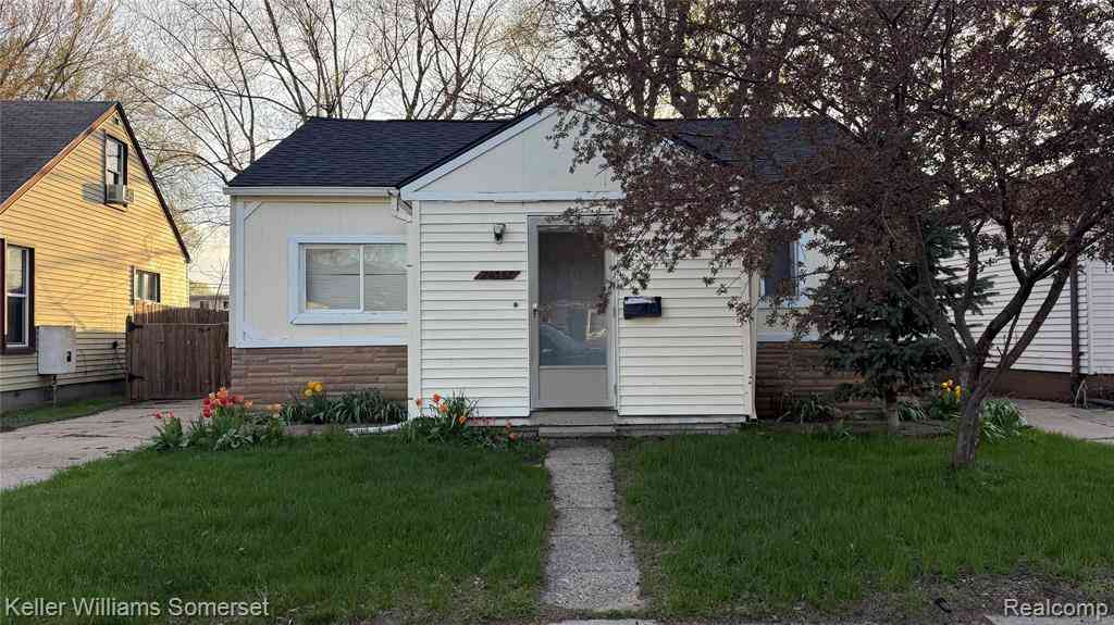 Homes For Sale - 24357 Lauren Avenue <br/> Warren, MI 48089