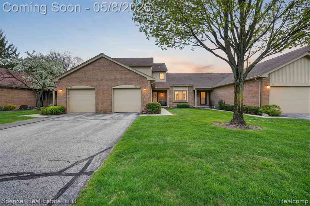 Condo For Sale - 537 Tennyson  <br/> Rochester, MI 48307