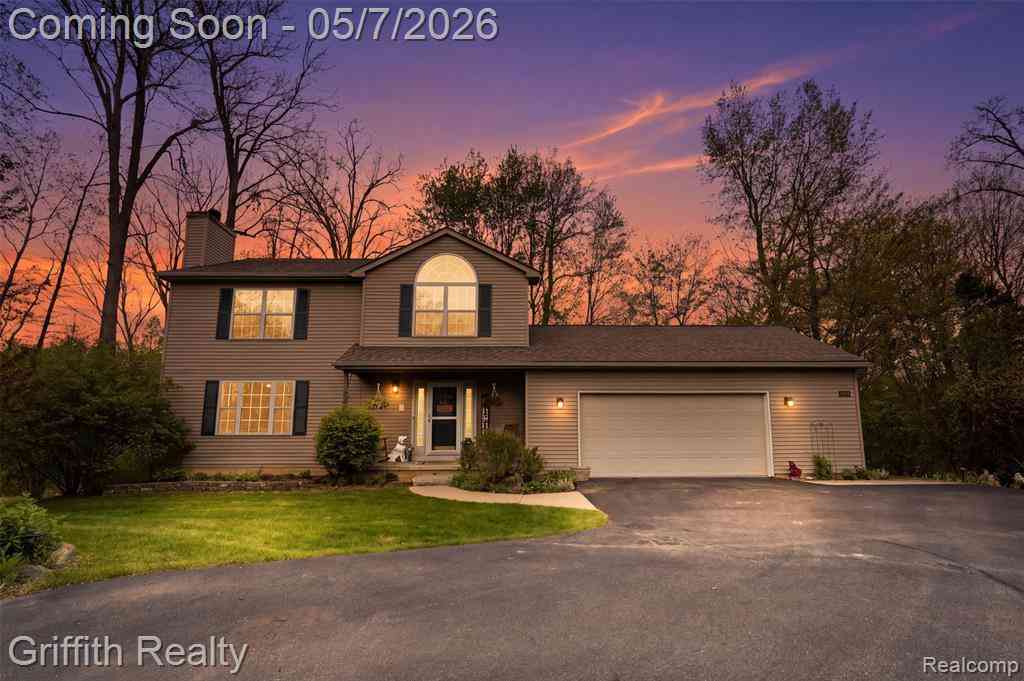 Homes For Sale - 2000 Laurel Oak Drive <br/> Howell, MI 48855