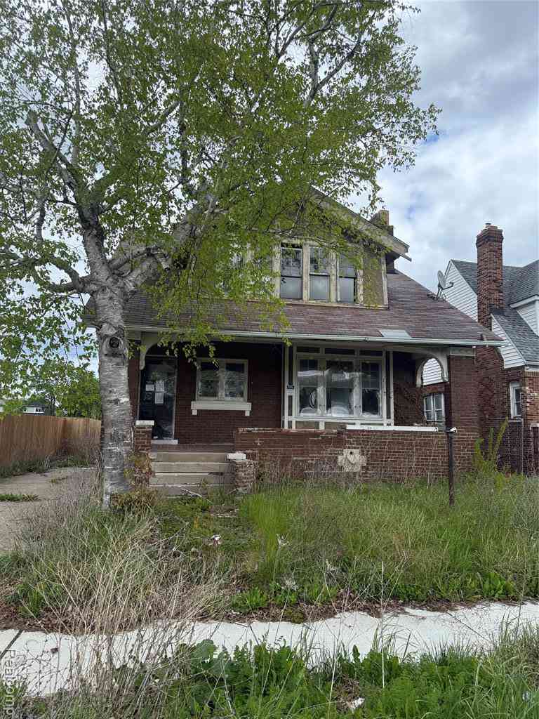 Homes For Sale - 4420 Burns Street <br/> Detroit, MI 48214