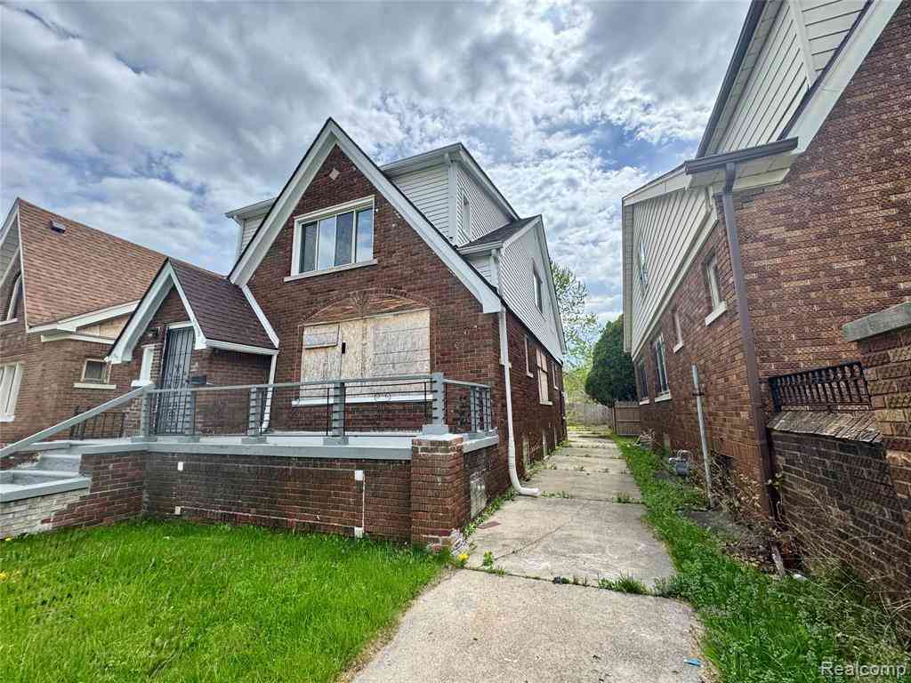 Homes For Sale - 12538 Promenade Street <br/> Detroit, MI 48213