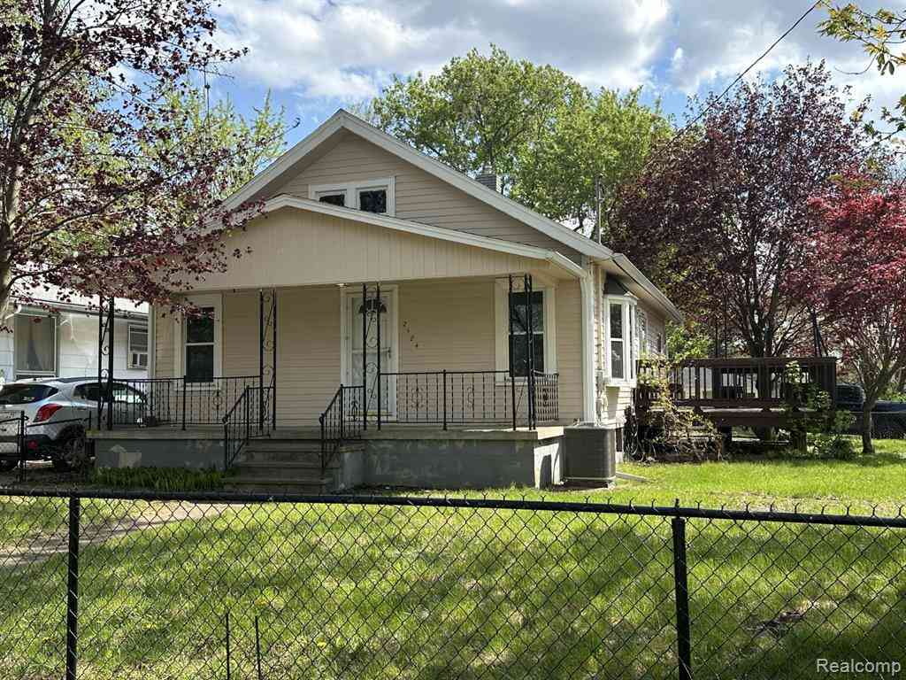 Homes For Sale - 2184 E Schumacher Avenue <br/> Genesee County, Burton, MI 48529
