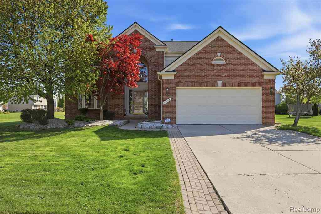 Homes For Sale - 4748 Sherwood Circle <br/> Canton, MI 48188