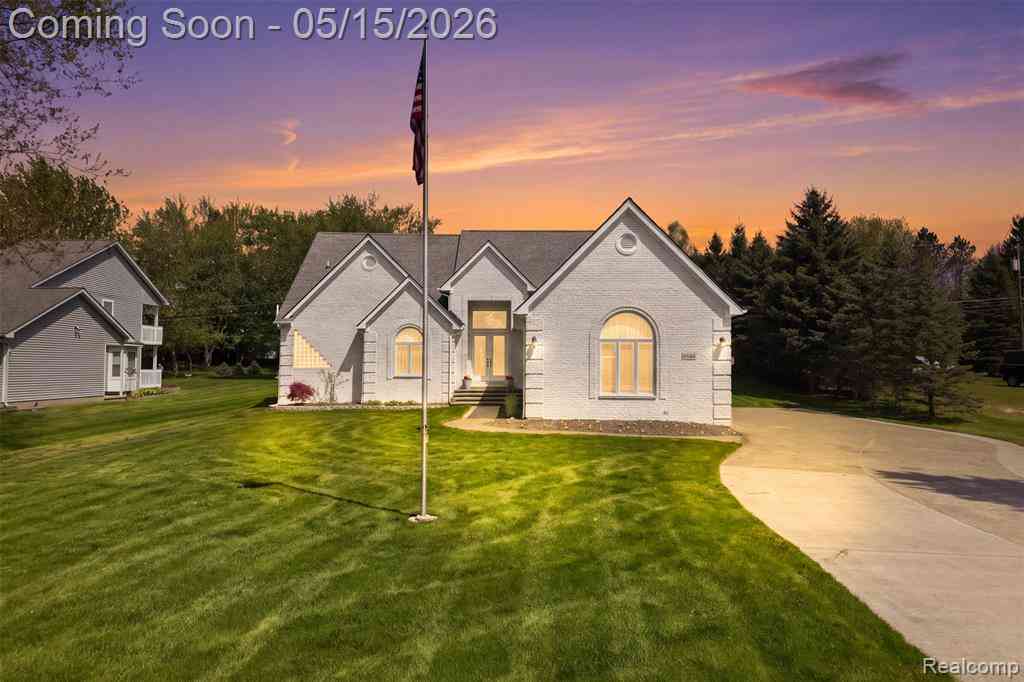 Homes For Sale - 24366 Taft Road <br/> Novi, MI 48375