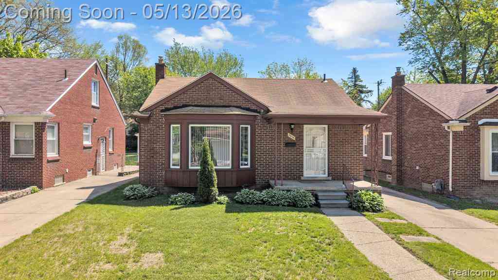 Homes For Sale - 9578 Grayfield  <br/> Redford, MI 48239