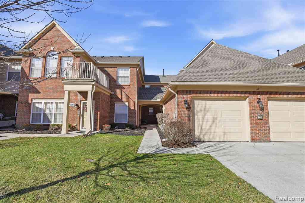 Condo For Sale - 4016 Cornerstone Drive <br/> Canton, MI 48188