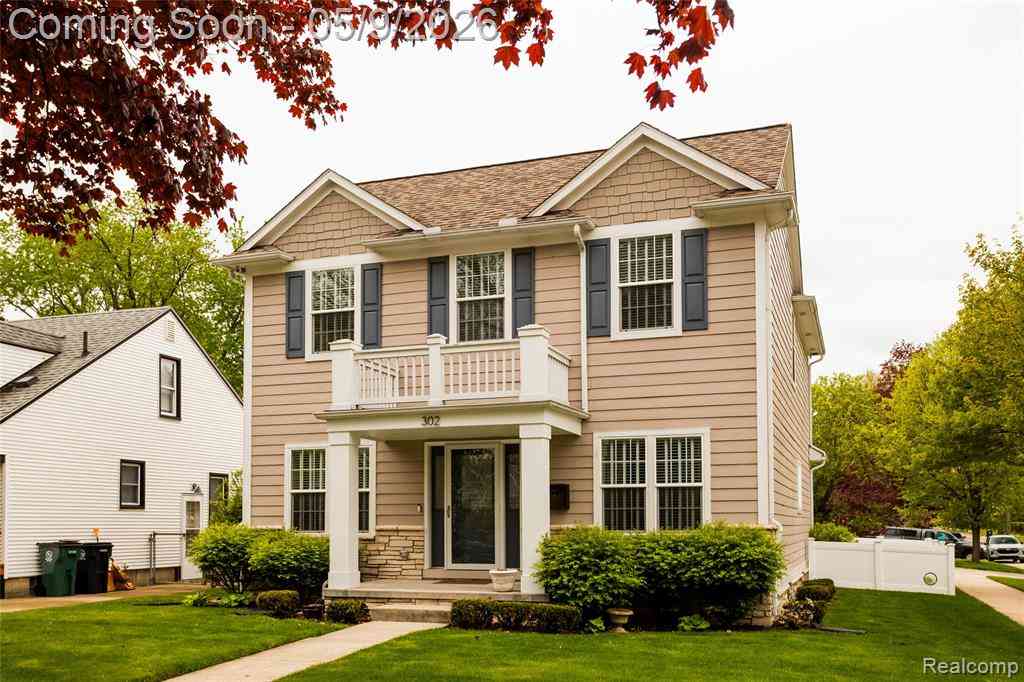 Homes For Sale - 302 S Blair Avenue <br/> Royal Oak, MI 48067
