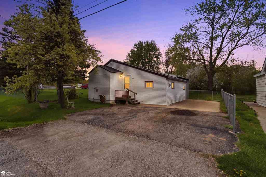 Homes For Sale - 3167 W Dartmouth Street <br/> Flint, MI 48504