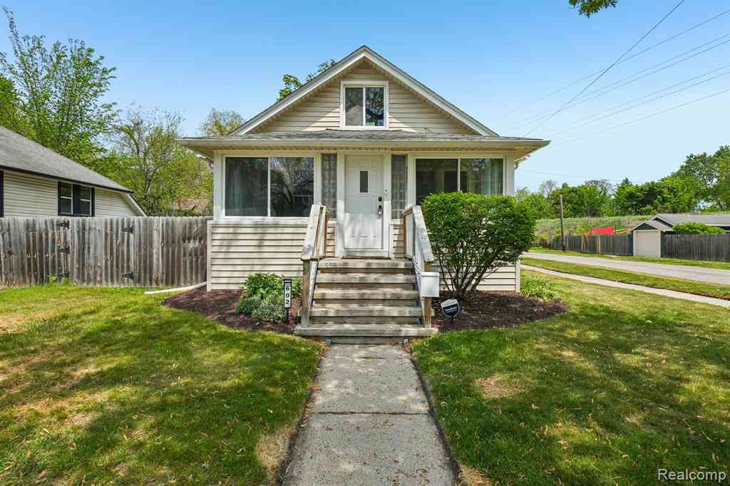 Homes For Sale - 602 Florence Avenue <br/> Royal Oak, MI 48067
