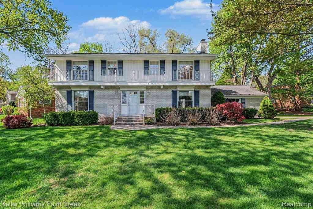 Homes For Sale - 914 Croydon Road <br/> Rochester, MI 48309