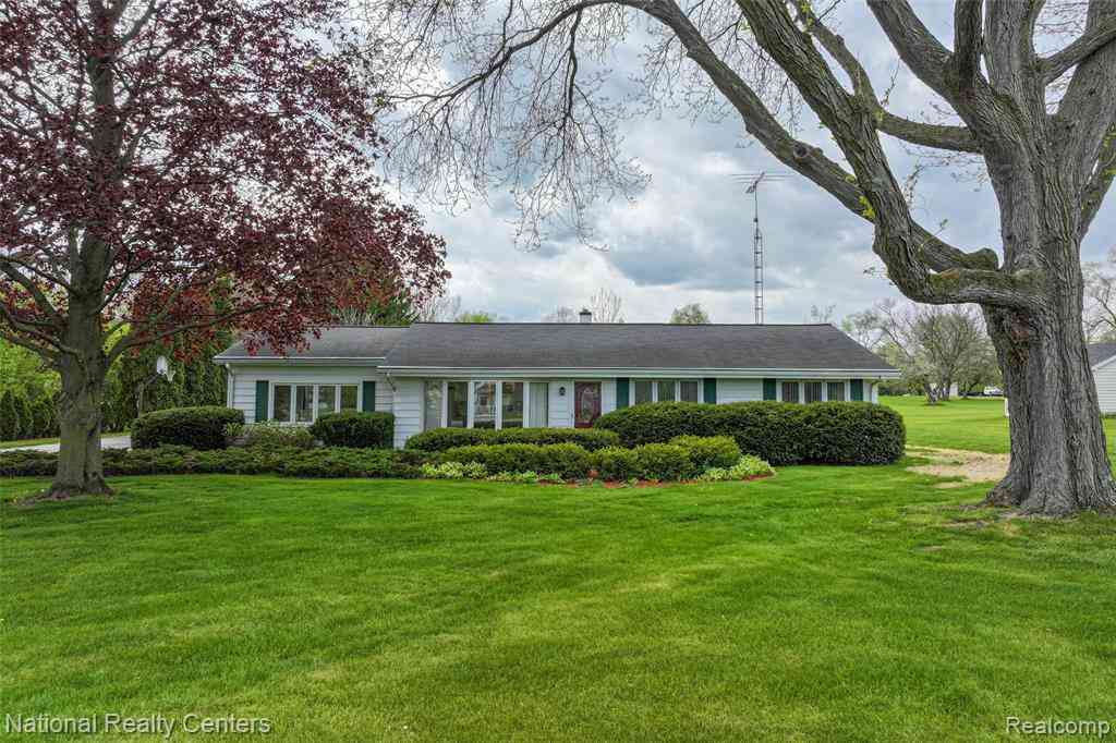 Homes For Sale - 4347 N Gale Road <br/> Davison, MI 48423