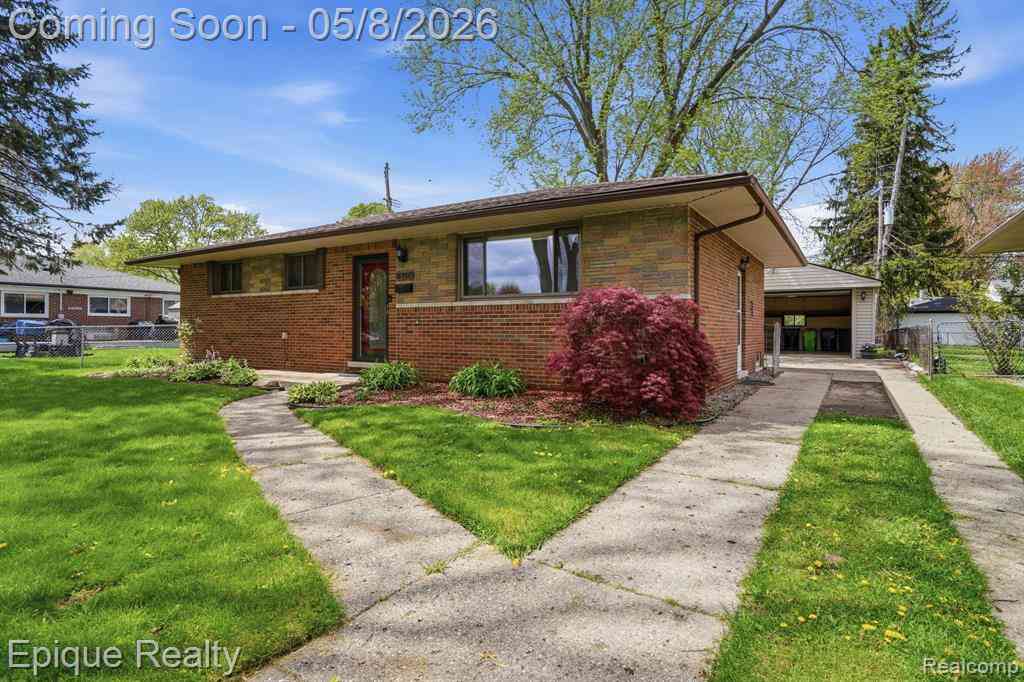 Homes For Sale - 8737 Shannon Drive <br/> Sterling Heights, MI 48314