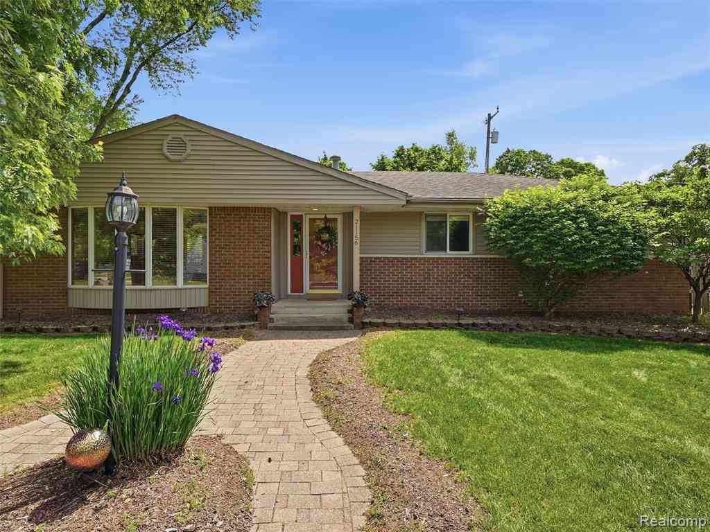 Homes For Sale - 21156 Robinson Street <br/> Farmington, MI 48336
