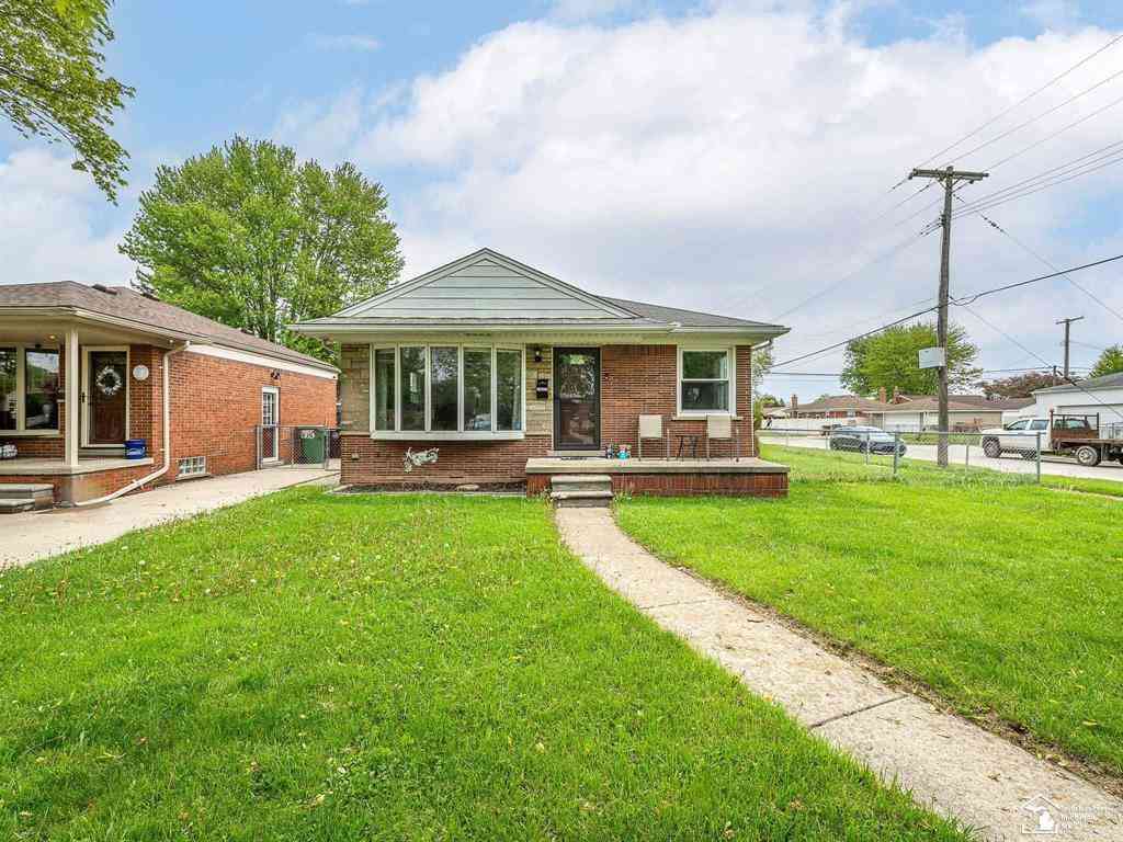 Homes For Sale - 15351 Richmond Street <br/> Southgate, MI 48195