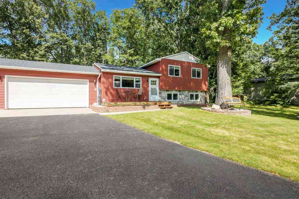 Homes For Sale - 3961 Dogwood Drive <br/> Traverse City, MI 49696