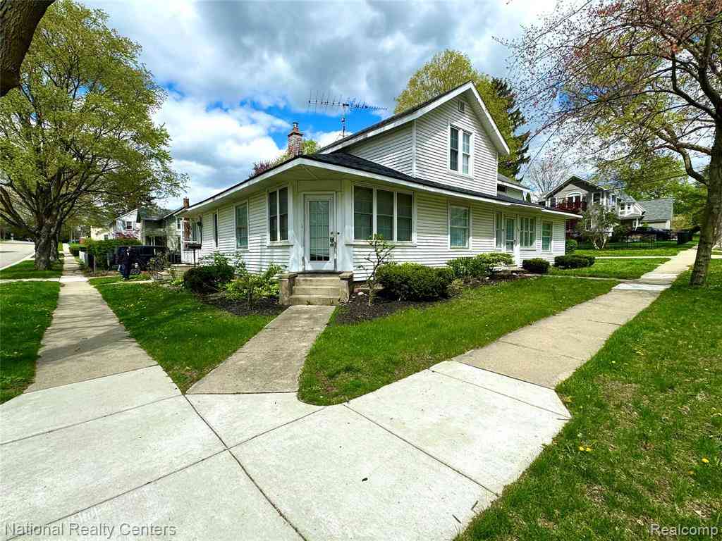 Homes For Sale - 604 Union Street <br/> Oakland County, Milford, MI 48381