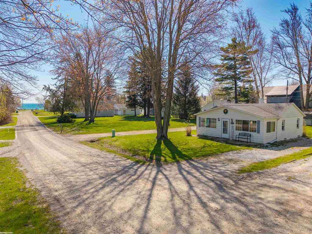 Homes For Sale - 7426 Birchwood Road <br/> Lexington, MI 48450
