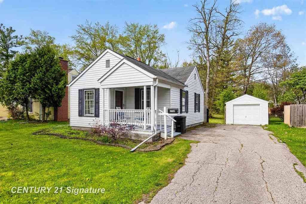 Homes For Sale - 2709 Jefferson Avenue <br/> Midland, MI 48640