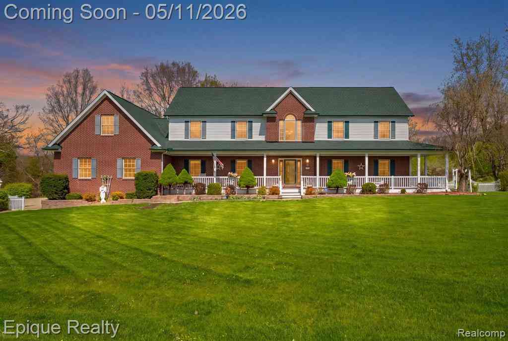 Homes For Sale - 6495 Country Lane Drive <br/> Oakland County, Davisburg, MI 48350