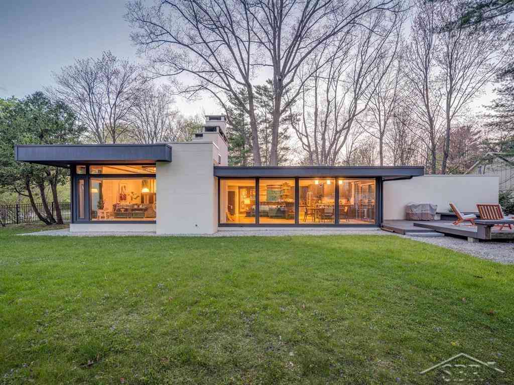 Homes For Sale - 5208 Sunset Drive <br/> Midland, MI 48640