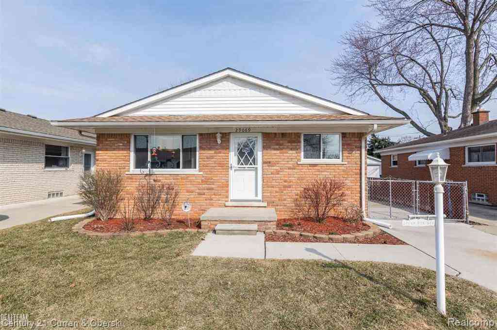 Homes For Sale - 29069 Denison Street <br/> Rockwood, MI 48173