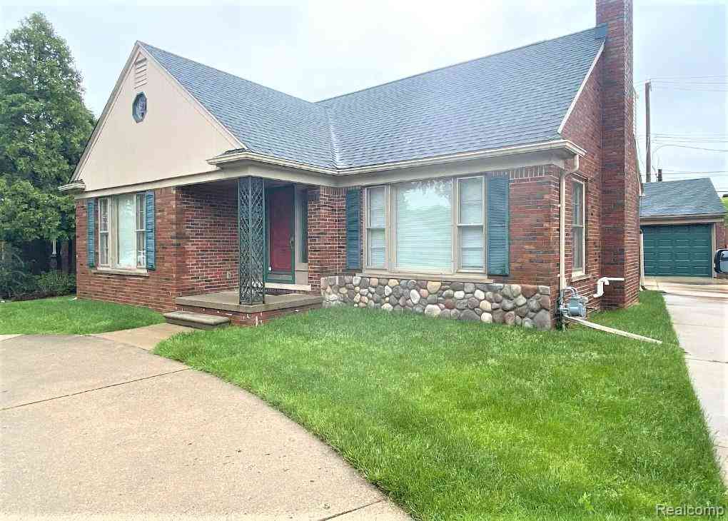 Homes For Rent - 451 Maison Road <br/> Grosse Pointe Farms, MI 48236