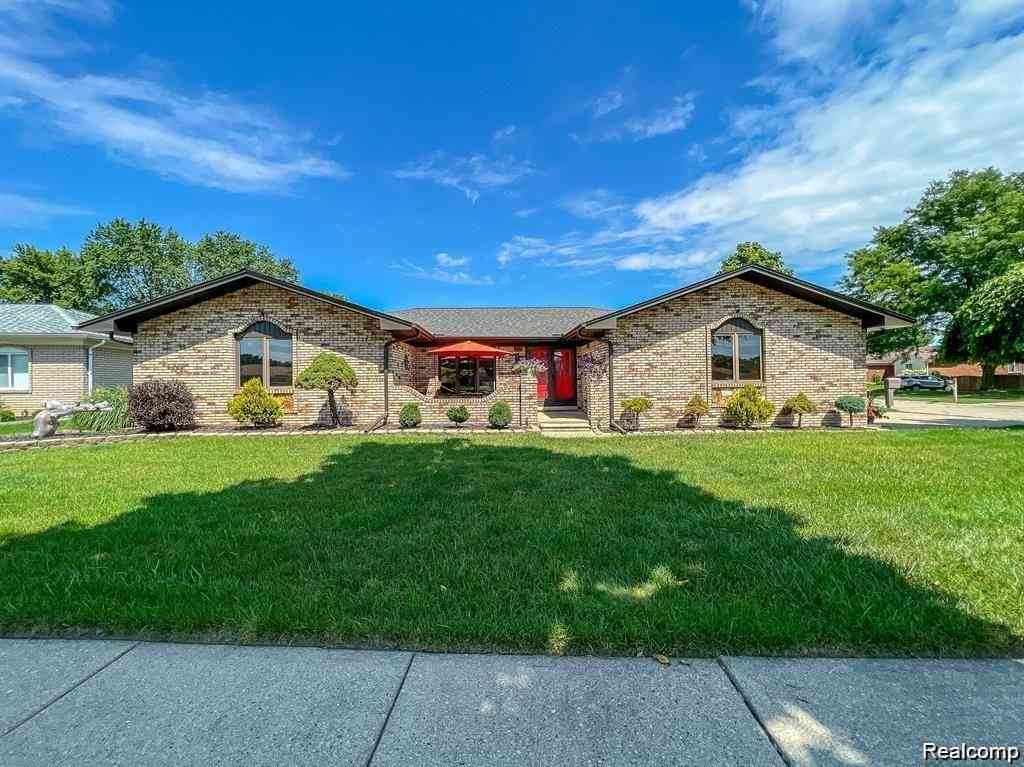 Homes For Rent - 39185 Ceceil Drive <br/> Clinton Township, MI 48038