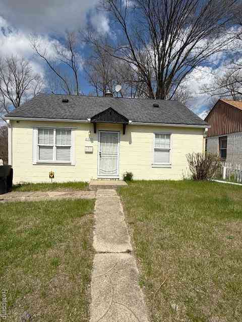 Homes For Sale - 21562 W Davison Street <br/> Detroit, MI 48223