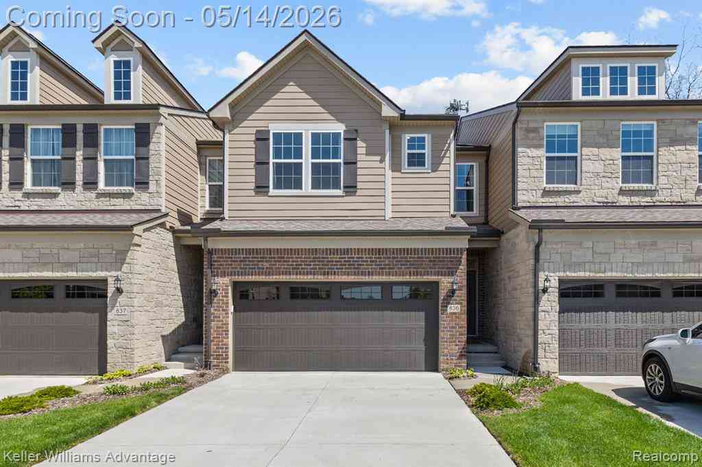 Condo For Sale - 836 Addison Circle <br/> Walled Lake, MI 48390