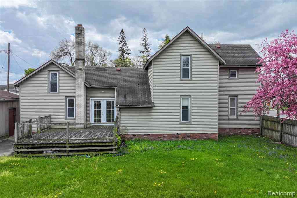 Homes For Sale - 315 S Catherine Street <br/> Bay City, MI 48706