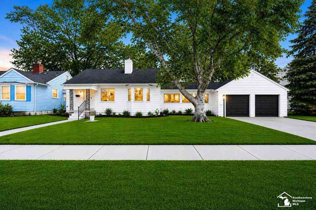 Homes For Sale - 6810 Robinson Street <br/> Allen Park, MI 48101