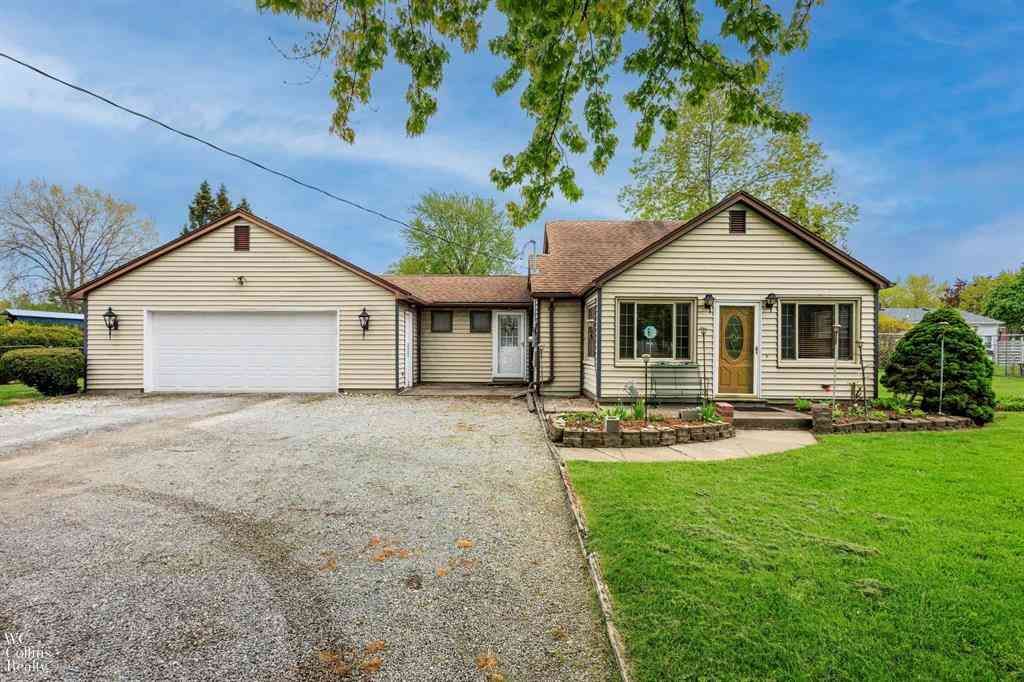 Homes For Sale - 17346 Common Road <br/> Roseville, MI 48066