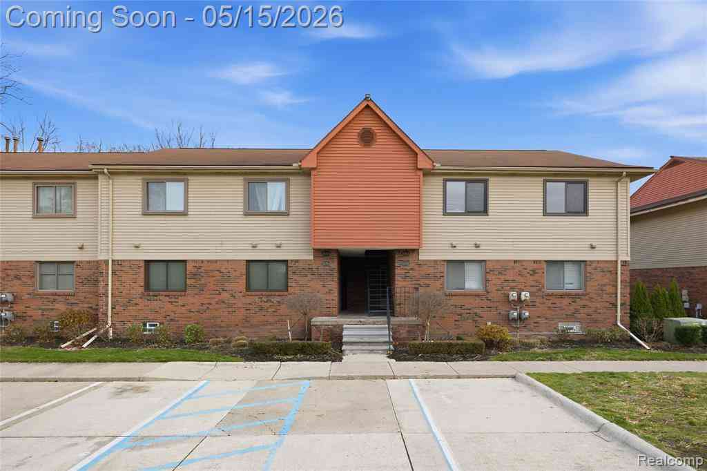 Condo For Sale - 38800 Lanse Creuse Street <br/> Harrison Township, MI 48045