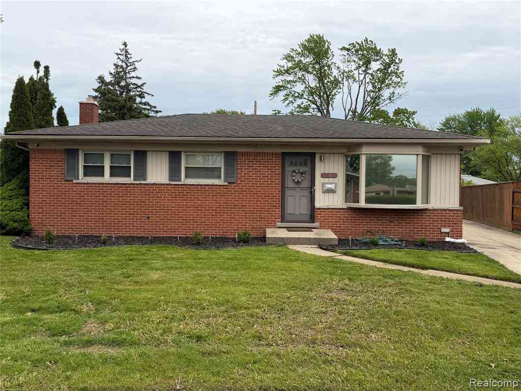 Homes For Sale - 12164 Susan Avenue <br/> Warren, MI 48093