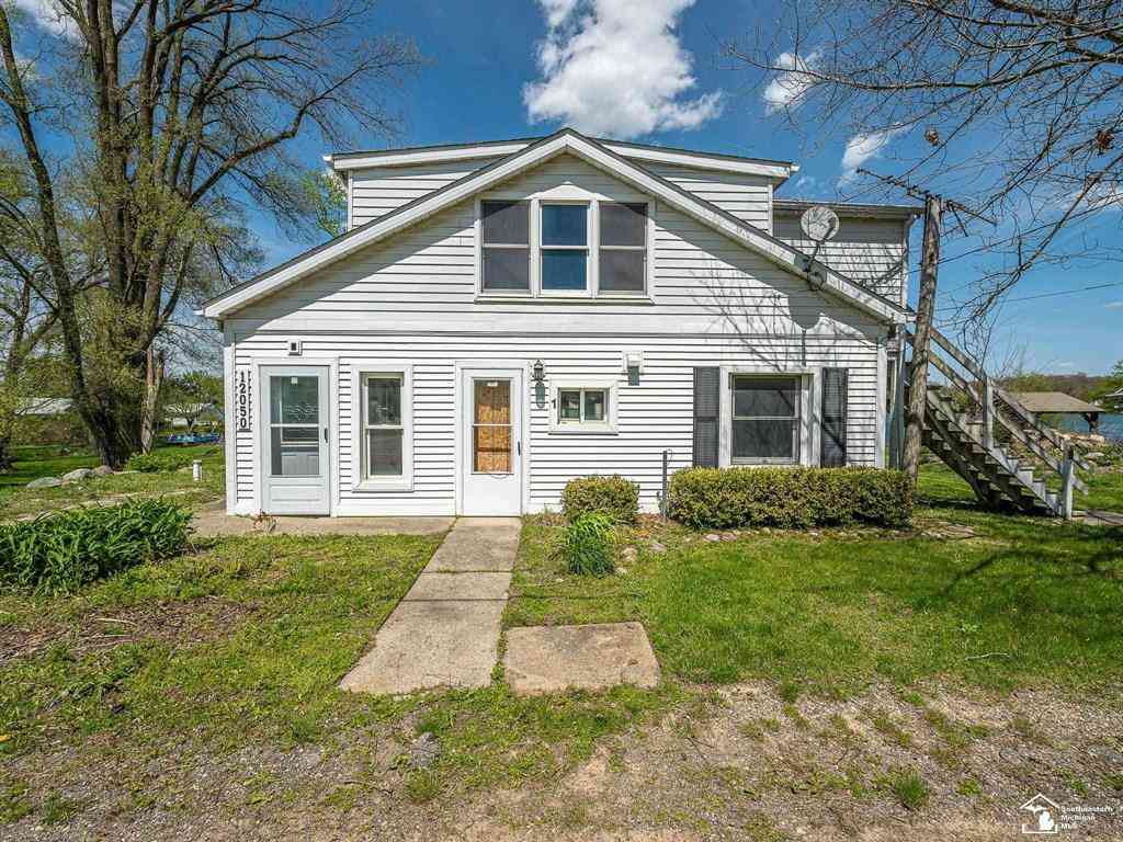 Homes For Sale - 12050 Elmdale Drive <br/> Manchester, MI 48158